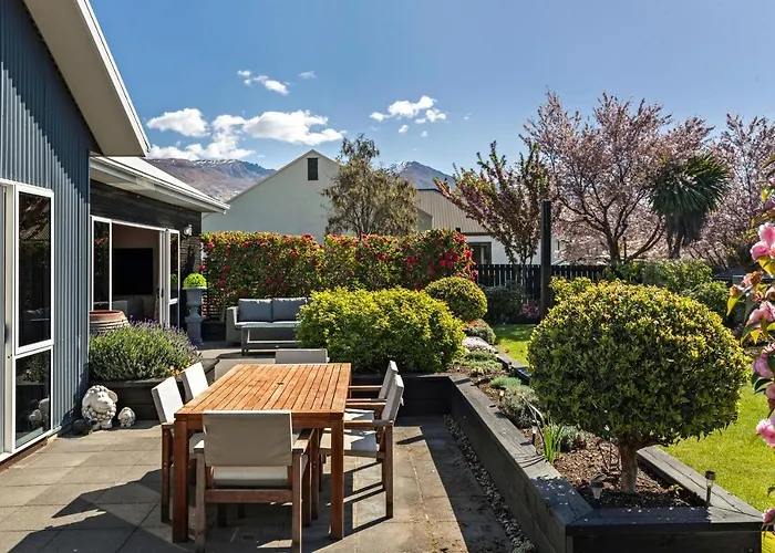 Mt Iron Manor * Wanaka